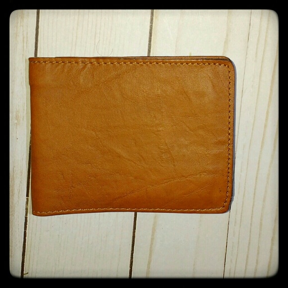 • HP {M} Genuine Leather Wallet - Picture 5 of 7